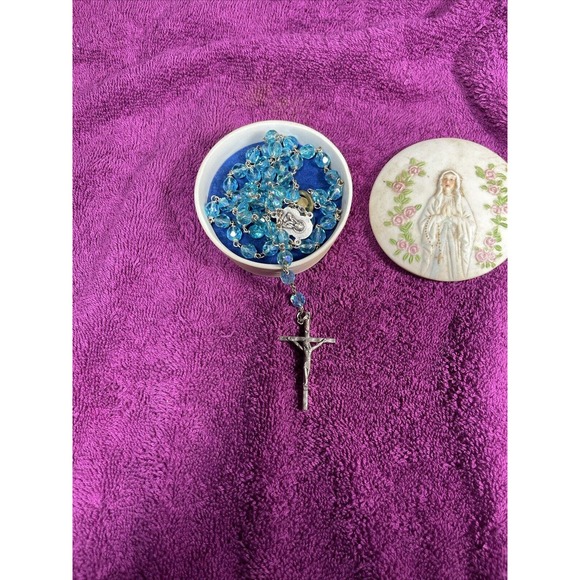 My Rosary Blue Beads Roman Catholic With Music Box Works - Picture 10 of 10